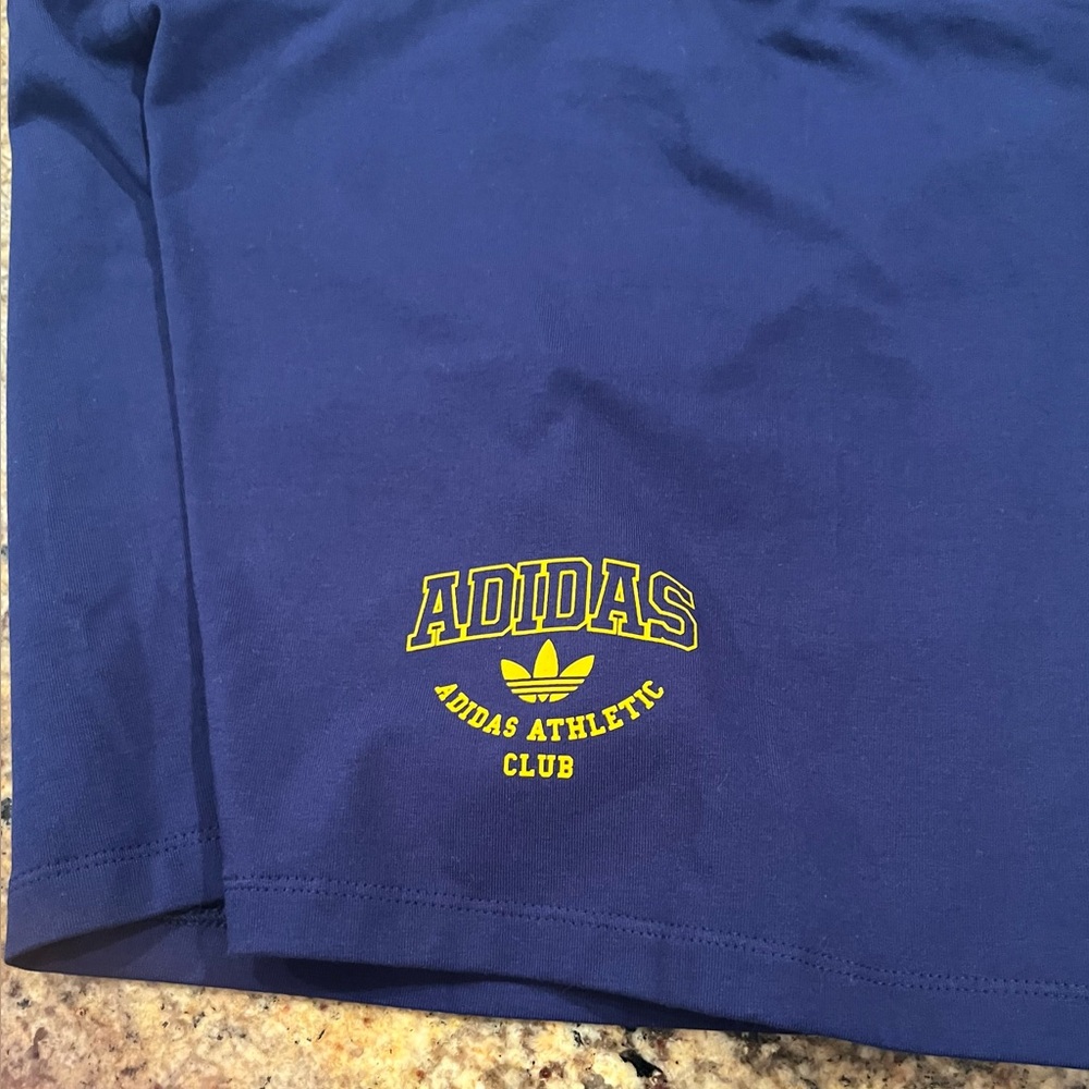 NWT Adidas Women's Logo Waistband Booty Shorts - Picture 10 of 12